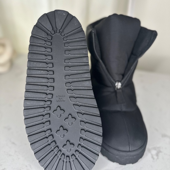 Gia Borghini Puffy Boot - Picture 7 of 14